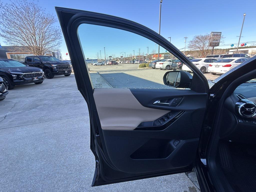 new 2026 Chevrolet Equinox car, priced at $33,384