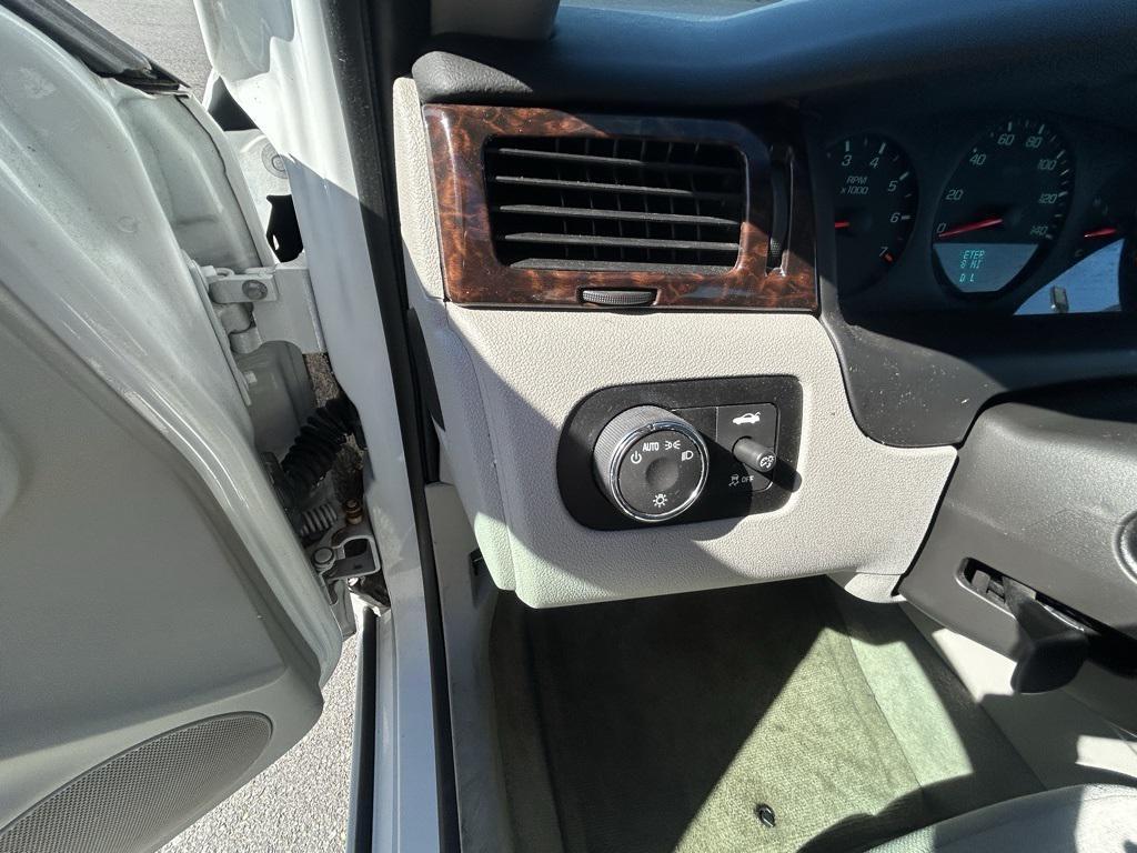 used 2016 Chevrolet Impala Limited car, priced at $9,940