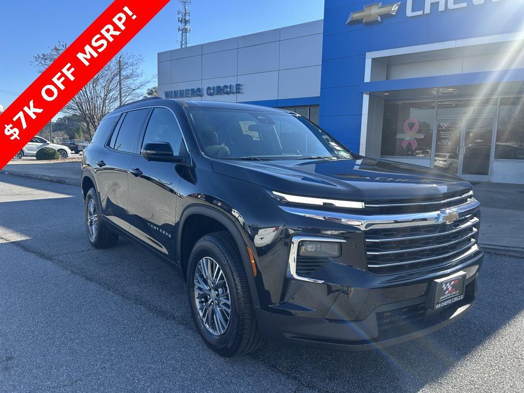 new 2025 Chevrolet Traverse car, priced at $38,938