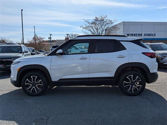 new 2025 Chevrolet TrailBlazer car, priced at $32,651