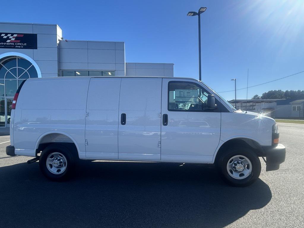 new 2025 Chevrolet Express 2500 car, priced at $41,565