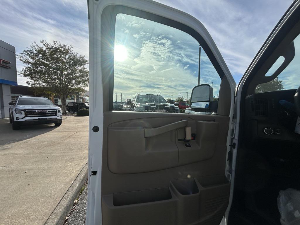 new 2025 Chevrolet Express 2500 car, priced at $41,565