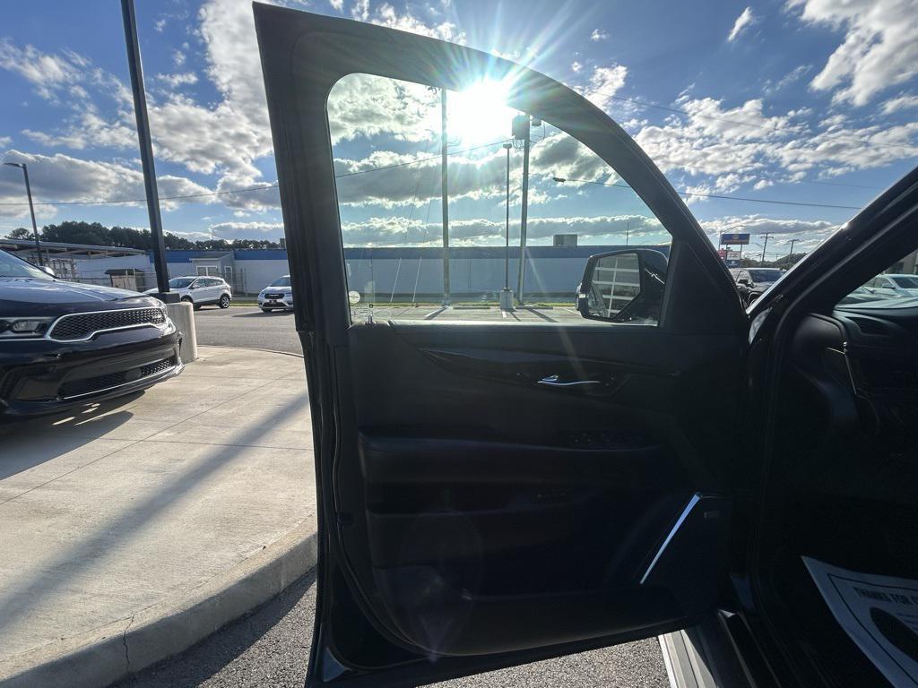 used 2016 Cadillac Escalade ESV car, priced at $20,980