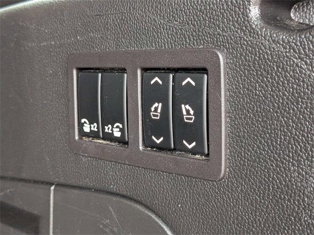 used 2020 GMC Yukon XL car, priced at $31,000