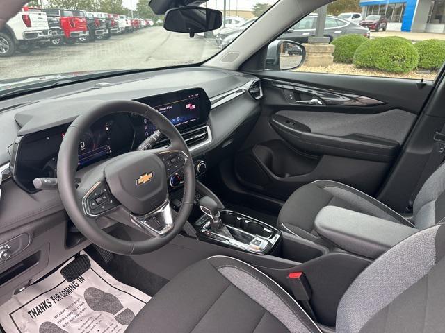 new 2025 Chevrolet TrailBlazer car, priced at $28,580