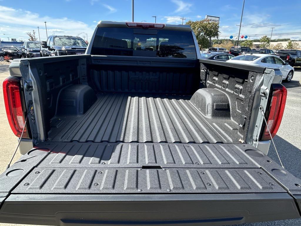 new 2026 GMC Sierra 1500 car, priced at $80,459