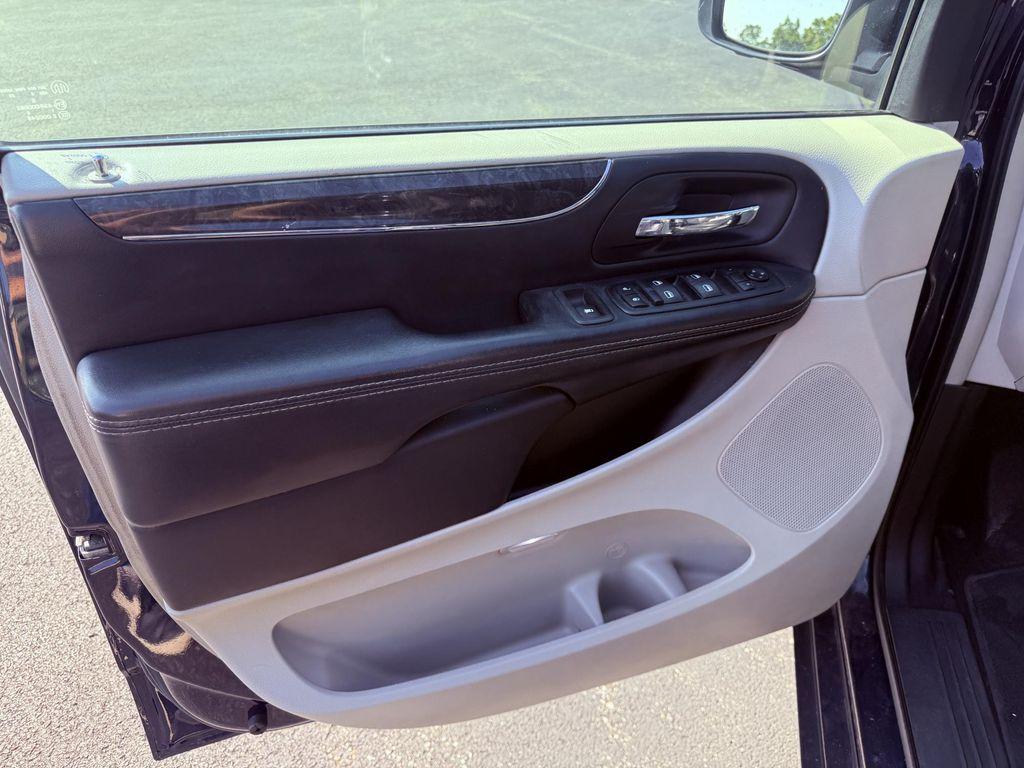 used 2015 Chrysler Town & Country car, priced at $9,995