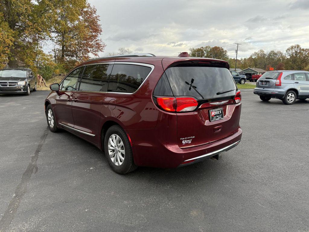 used 2018 Chrysler Pacifica car, priced at $11,793