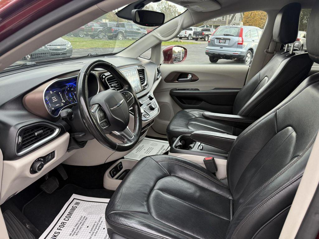 used 2018 Chrysler Pacifica car, priced at $11,793