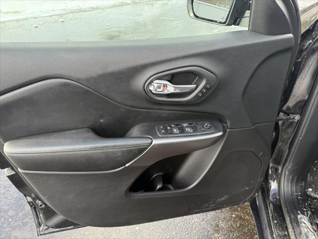 used 2020 Jeep Cherokee car, priced at $20,900