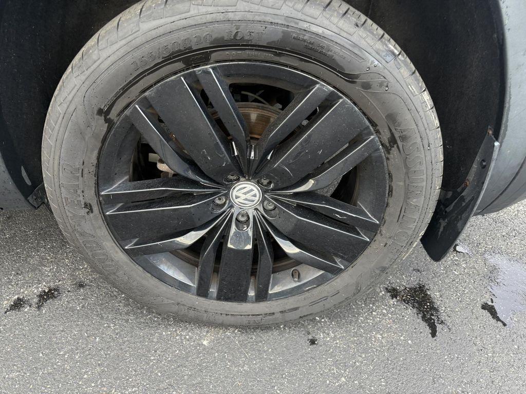 used 2018 Volkswagen Atlas car, priced at $13,900