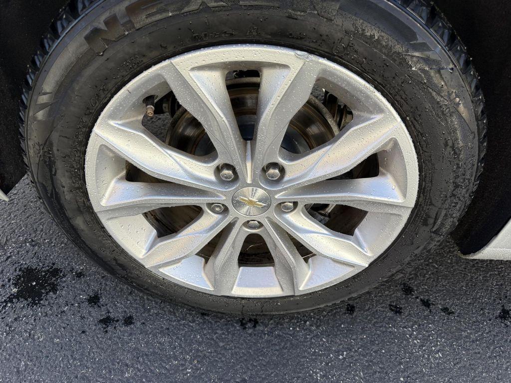 used 2019 Chevrolet Malibu car, priced at $12,983