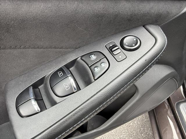 used 2016 Nissan Maxima car, priced at $12,992