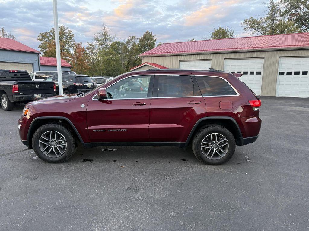 used 2018 Jeep Grand Cherokee car, priced at $15,995