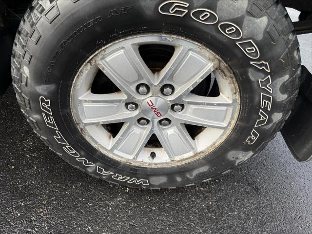 used 2014 GMC Sierra 1500 car, priced at $14,995