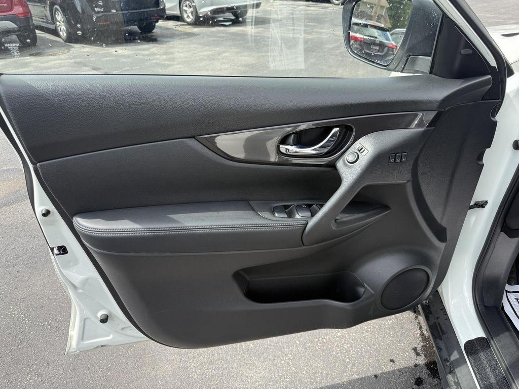 used 2019 Nissan Rogue car, priced at $16,993