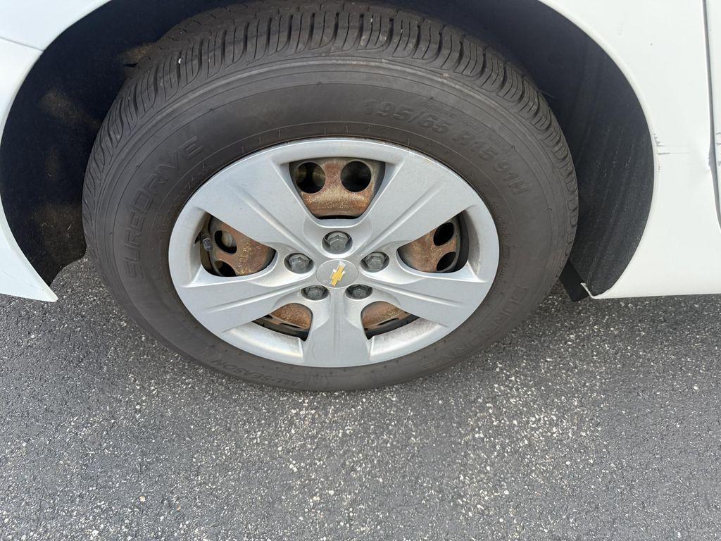 used 2018 Chevrolet Cruze car, priced at $12,000