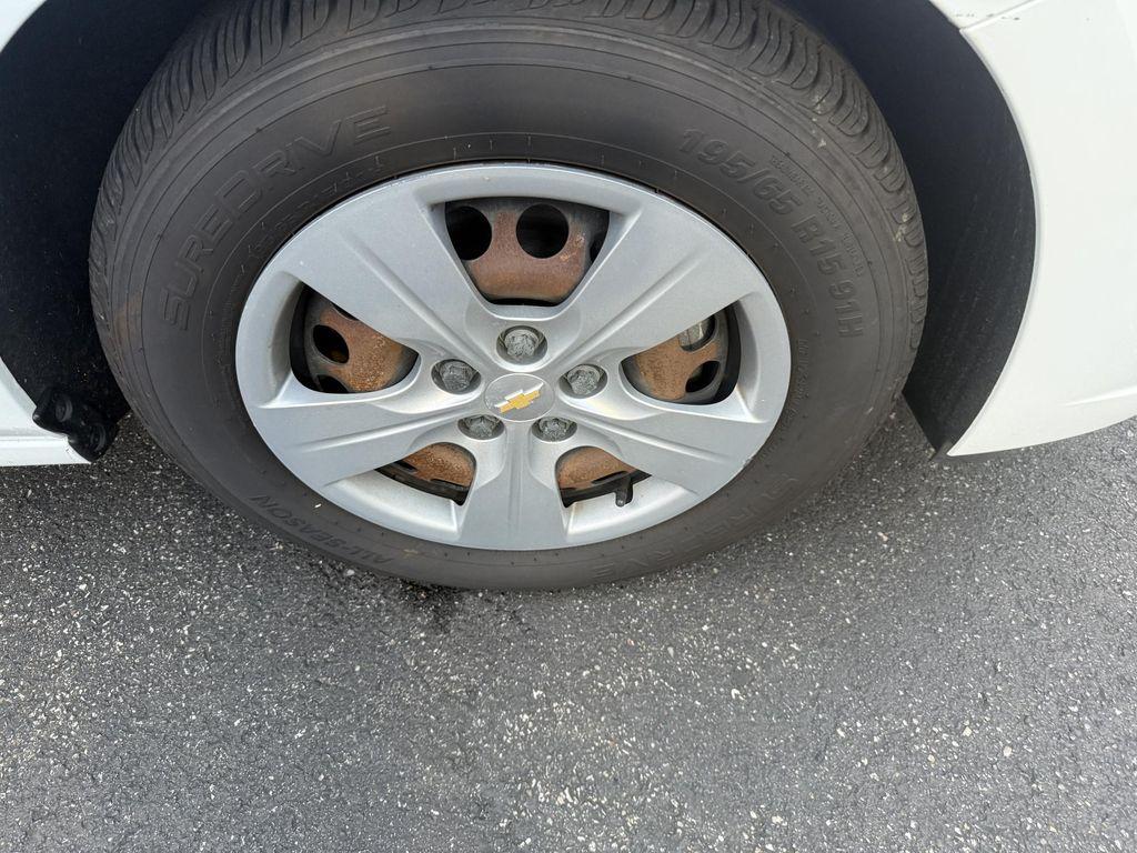 used 2018 Chevrolet Cruze car, priced at $12,000