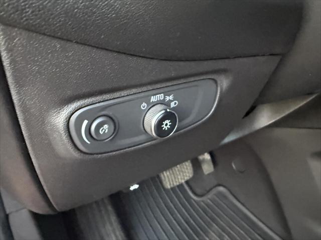 used 2022 Chevrolet Equinox car, priced at $21,500