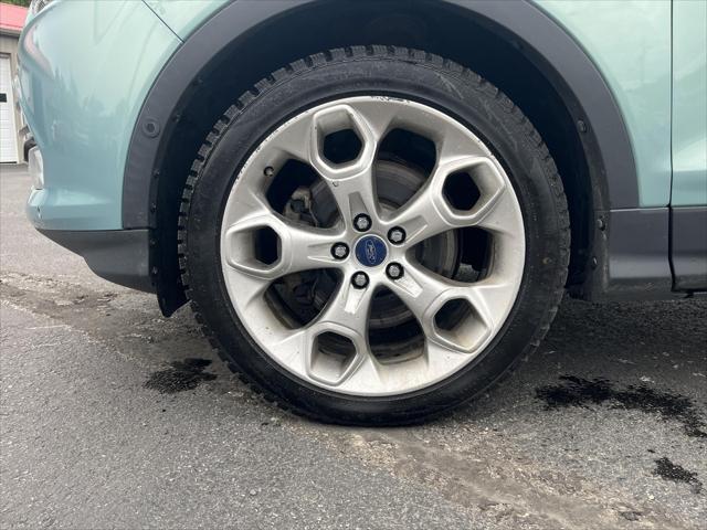 used 2013 Ford Escape car, priced at $9,995