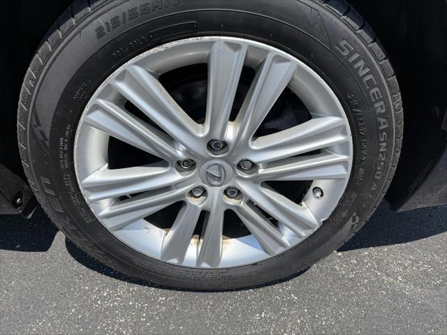 used 2015 Lexus ES 350 car, priced at $14,998