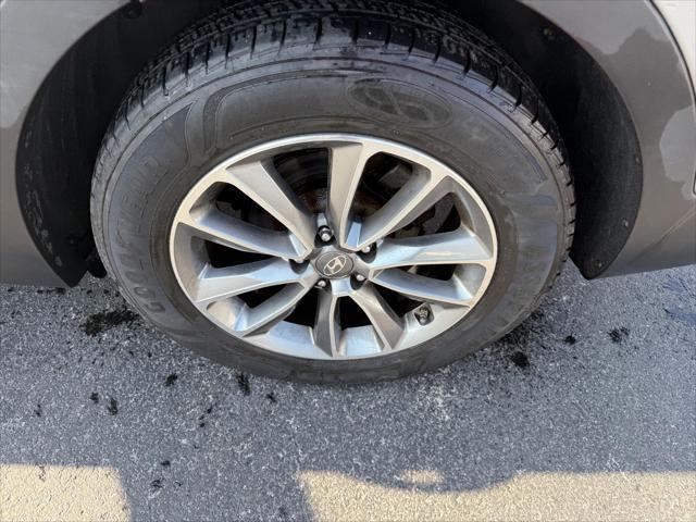 used 2018 Hyundai Santa Fe car, priced at $13,992