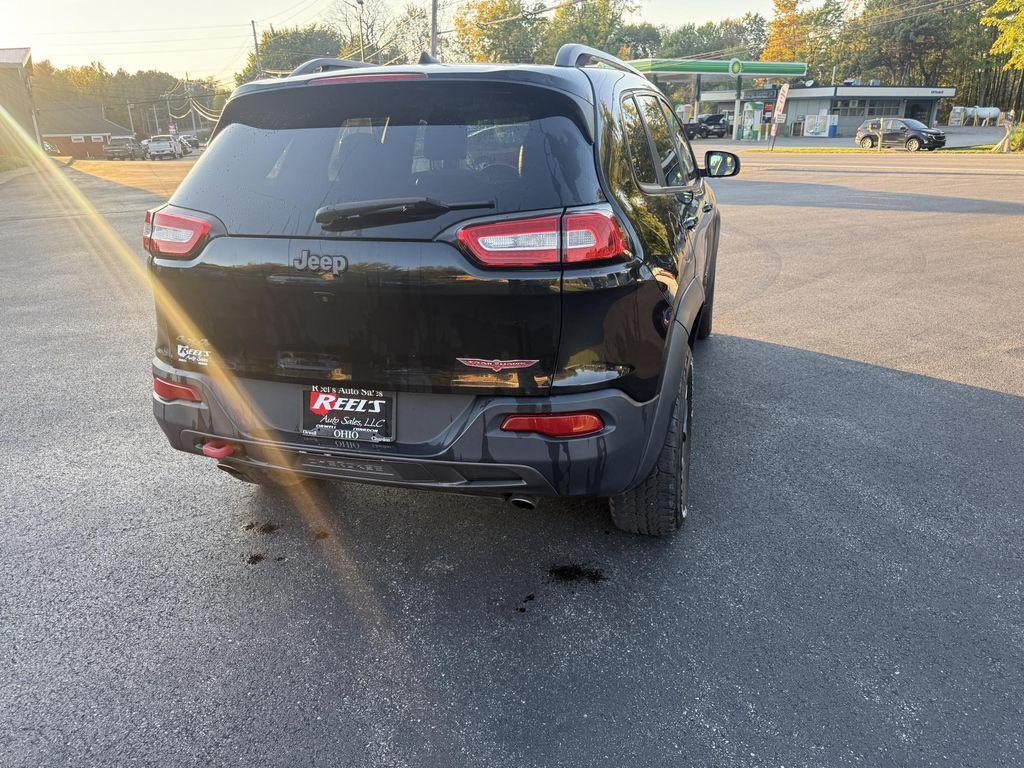 used 2016 Jeep Cherokee car, priced at $13,995