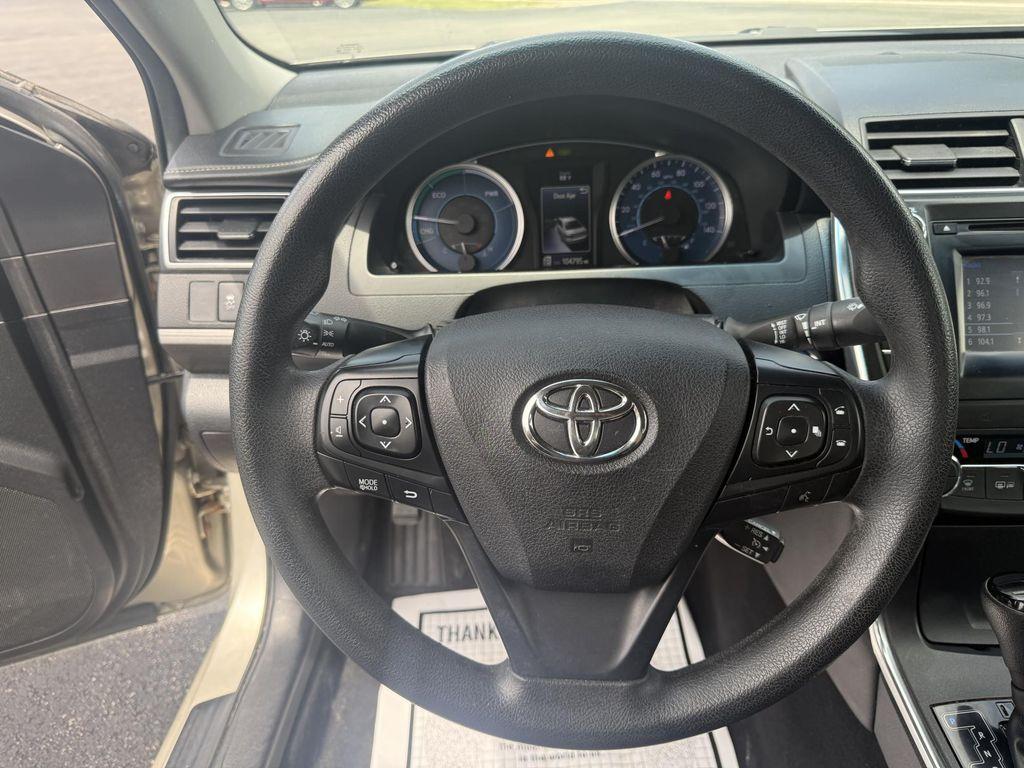 used 2015 Toyota Camry Hybrid car, priced at $12,925