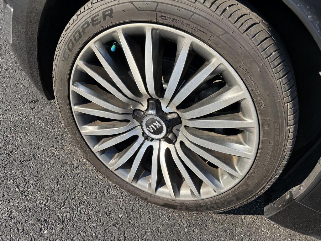 used 2015 Kia Cadenza car, priced at $9,850