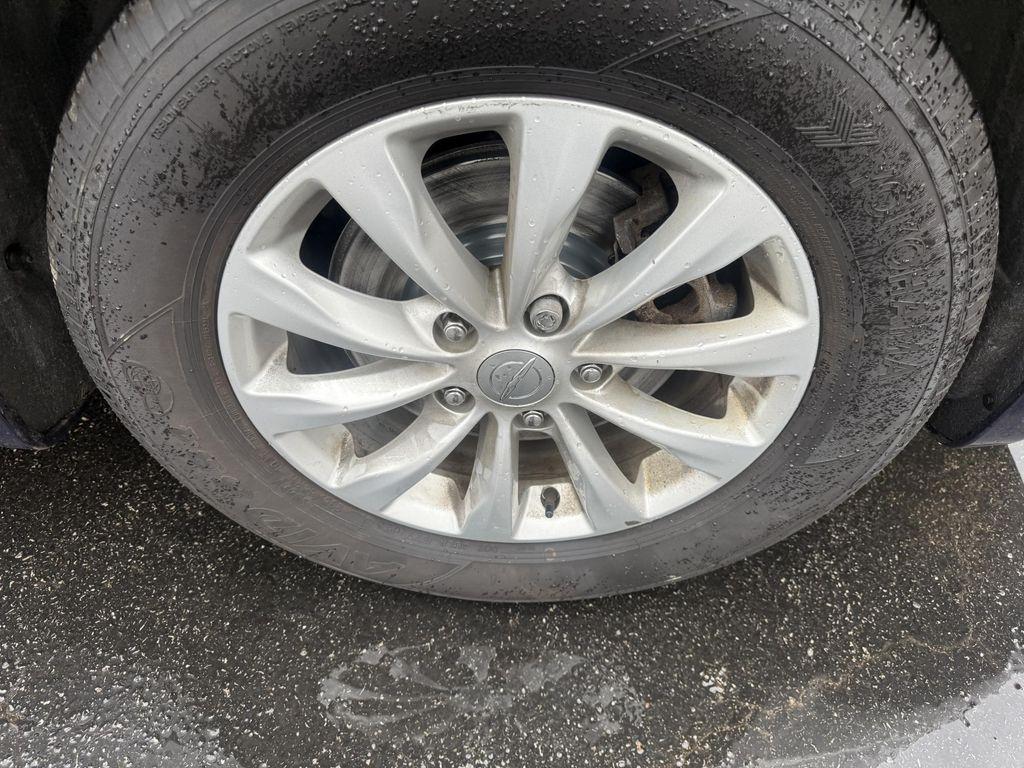 used 2019 Chrysler Pacifica car, priced at $17,993