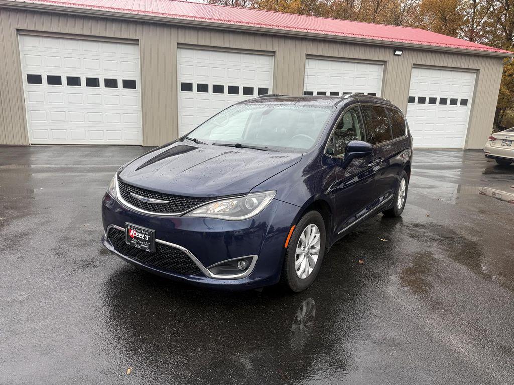 used 2019 Chrysler Pacifica car, priced at $17,993