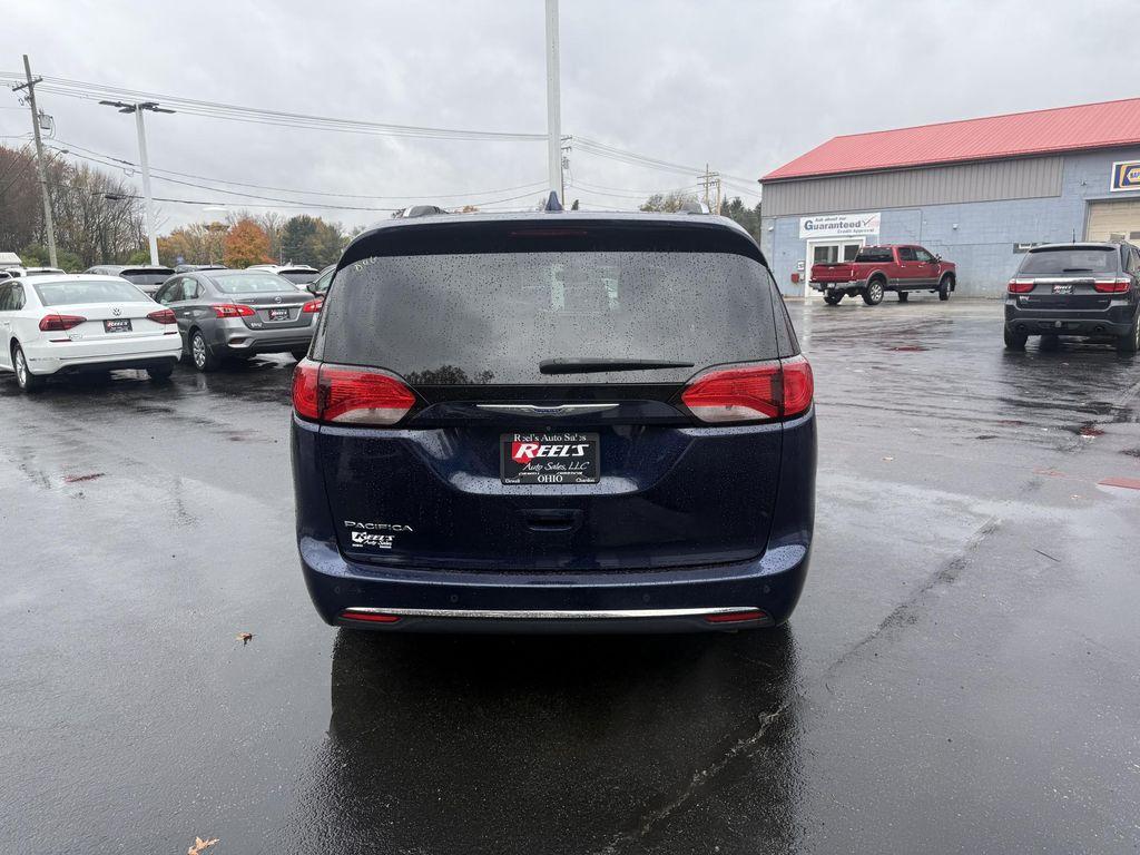 used 2019 Chrysler Pacifica car, priced at $17,993