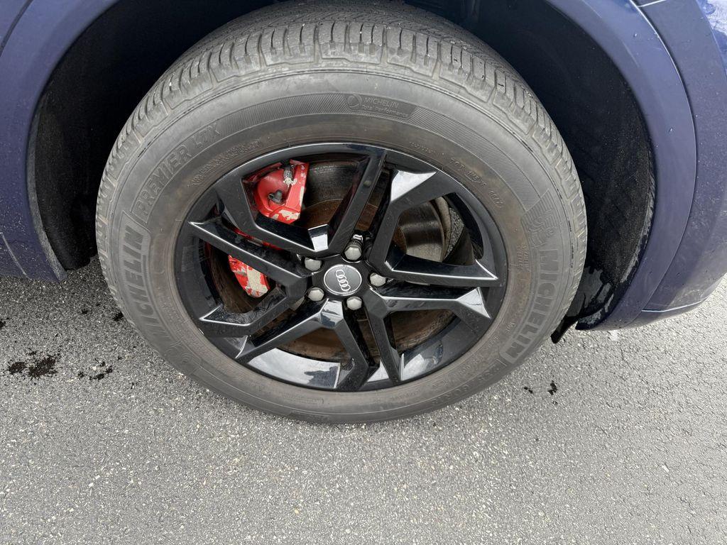 used 2018 Audi Q5 car, priced at $18,992