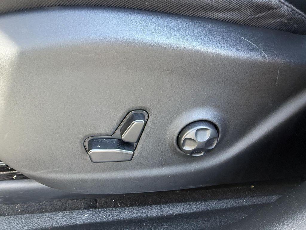 used 2019 Jeep Cherokee car, priced at $15,993