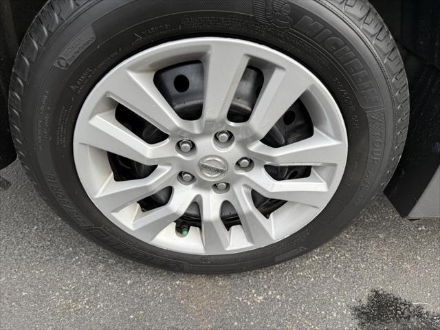 used 2014 Nissan Altima car, priced at $10,250