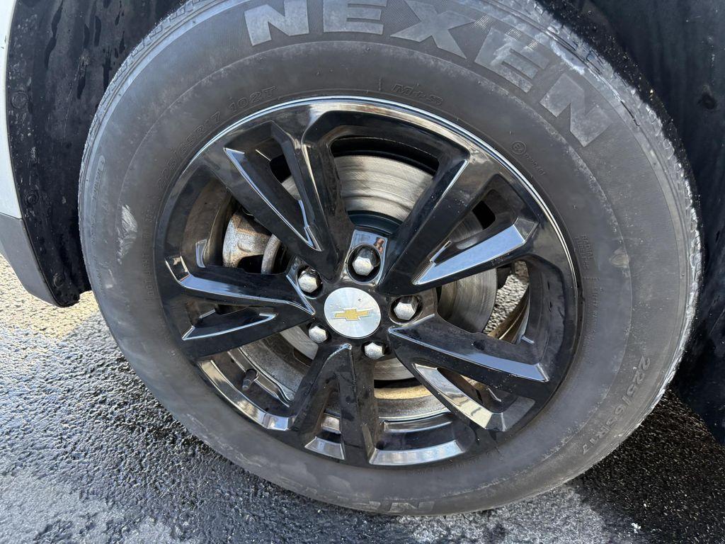 used 2017 Chevrolet Equinox car, priced at $12,995