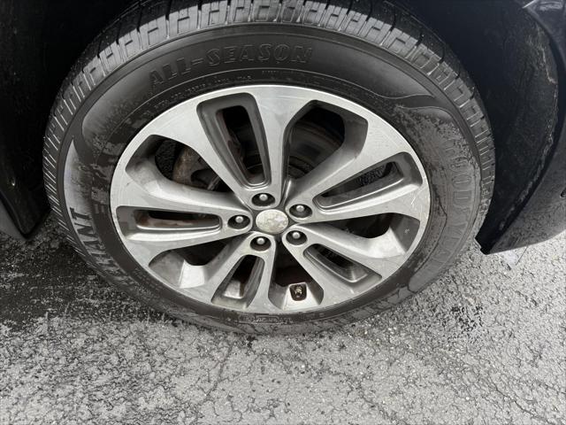 used 2014 Kia Sorento car, priced at $9,995