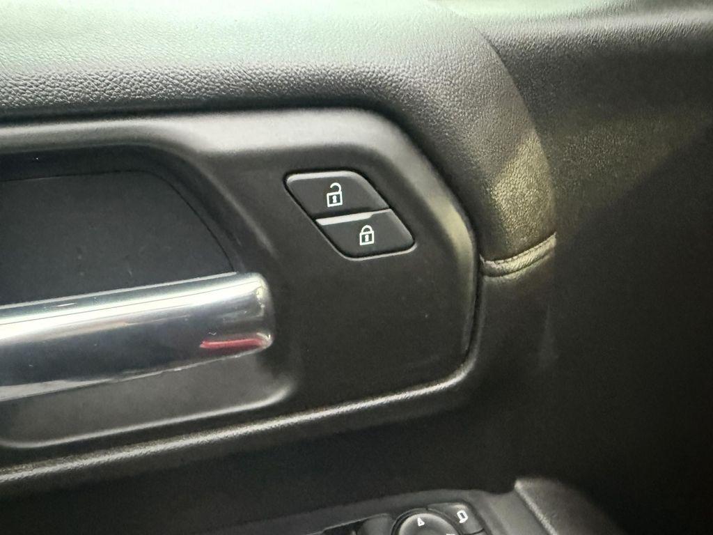 used 2019 Chevrolet Silverado 1500 car, priced at $26,393