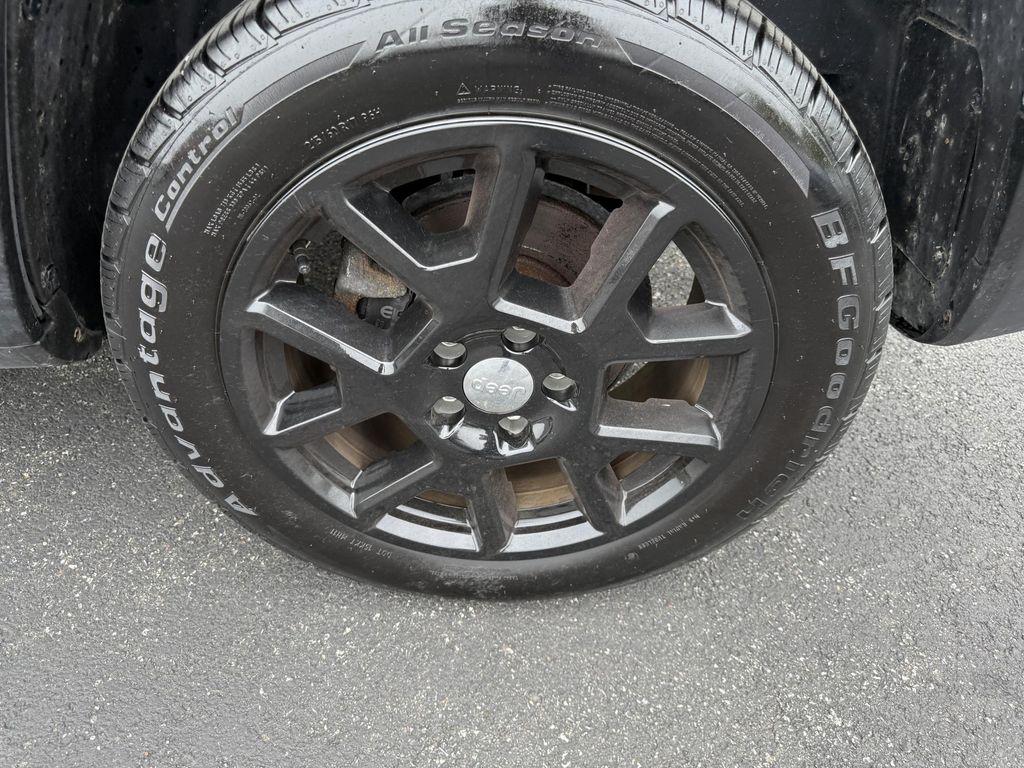 used 2020 Jeep Renegade car, priced at $17,998