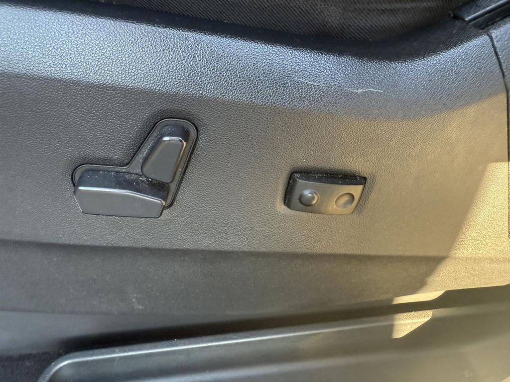 used 2015 Chrysler Town & Country car, priced at $9,995