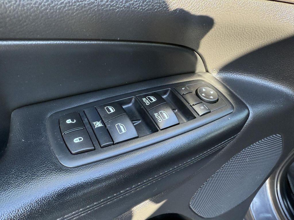 used 2017 Jeep Grand Cherokee car, priced at $15,893