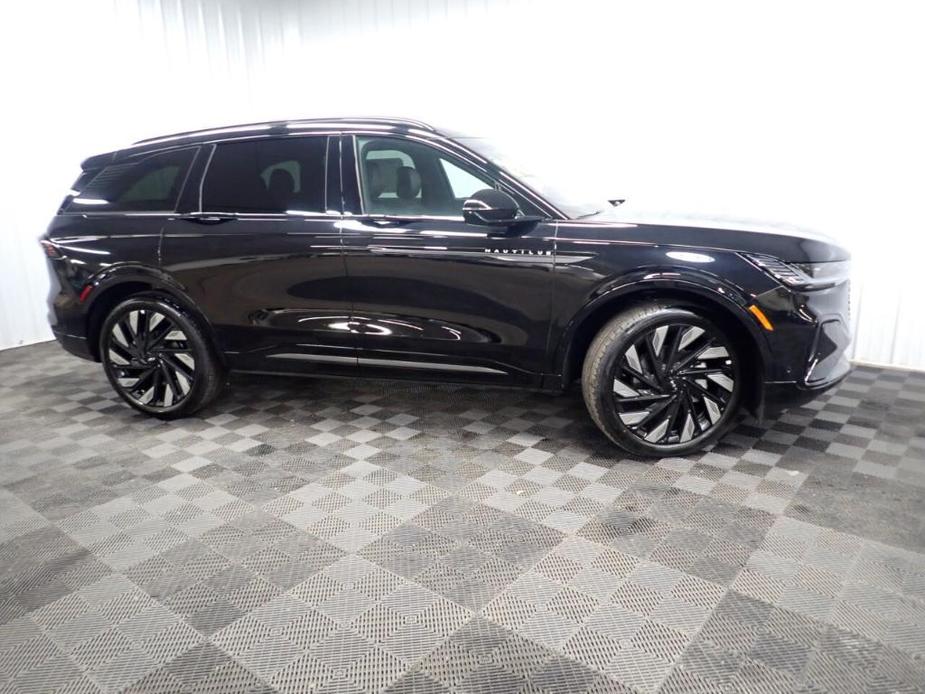 new 2024 Lincoln Nautilus car, priced at $56,999