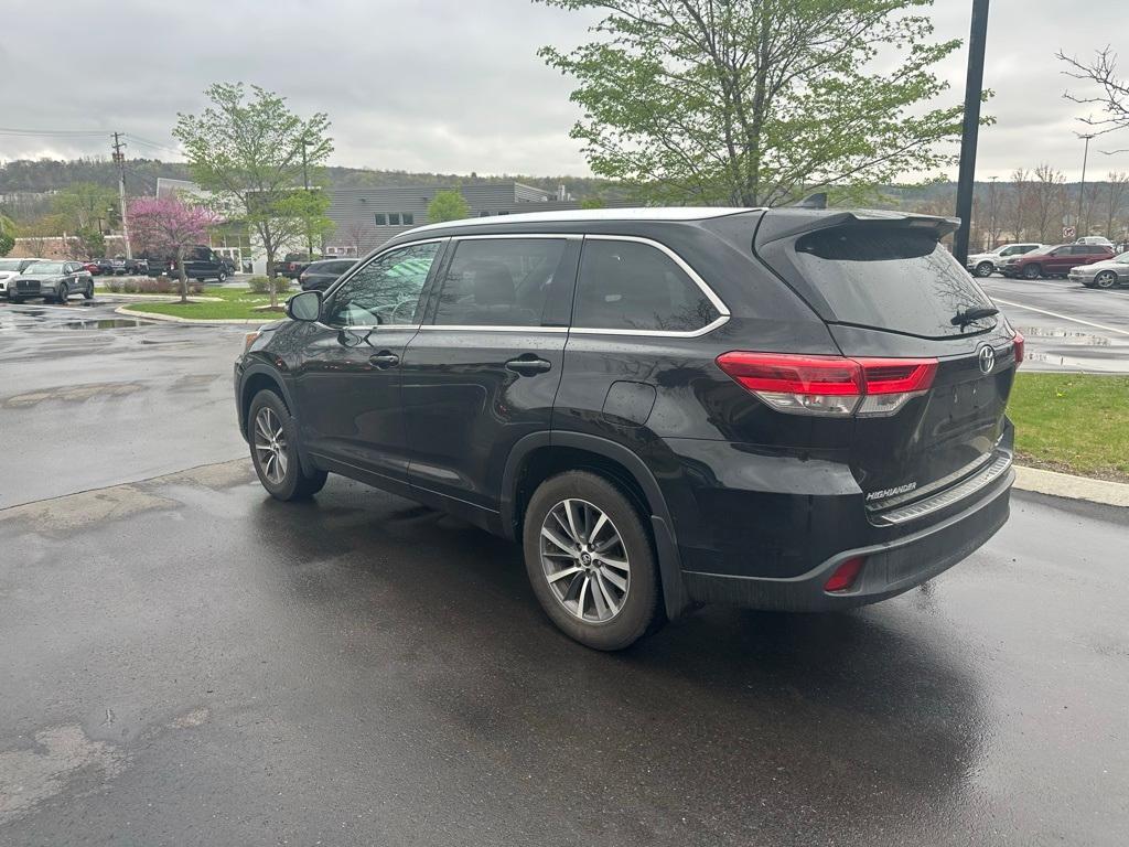 used 2018 Toyota Highlander car, priced at $23,799