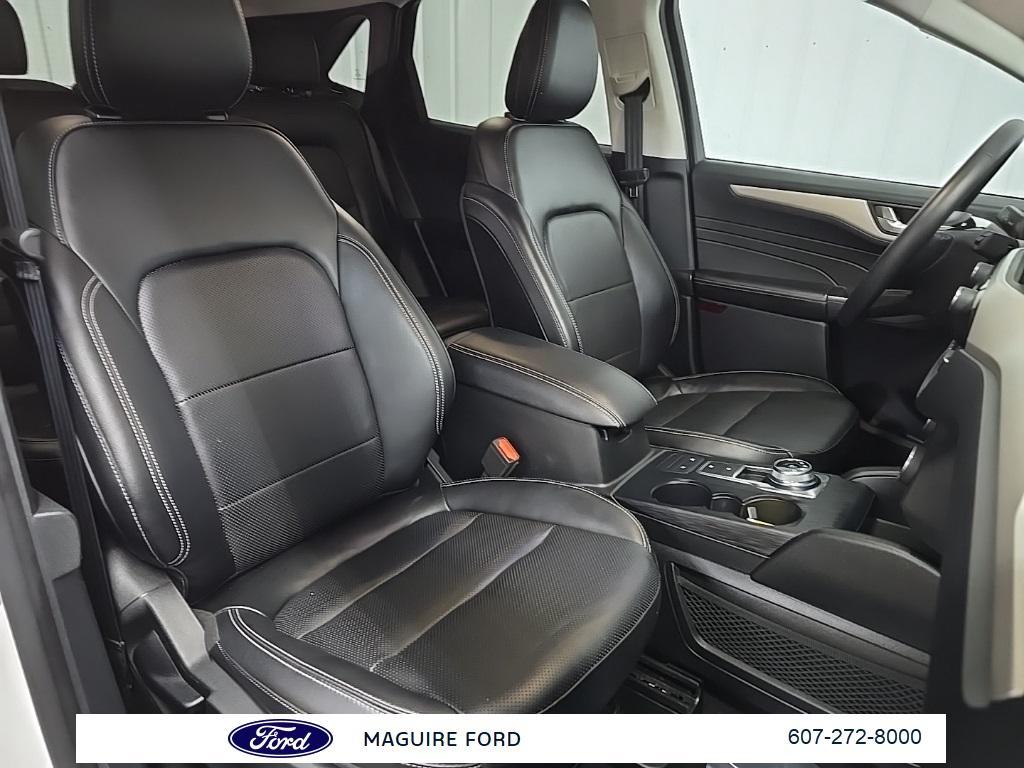 used 2022 Ford Escape car, priced at $20,999