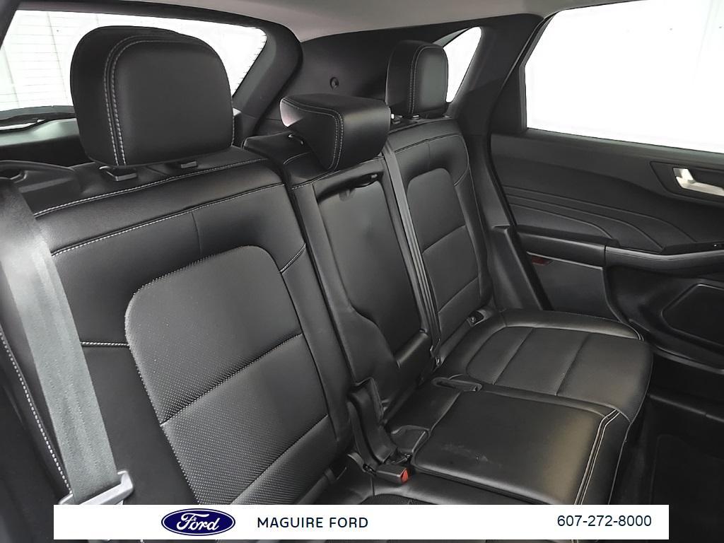 used 2022 Ford Escape car, priced at $20,999