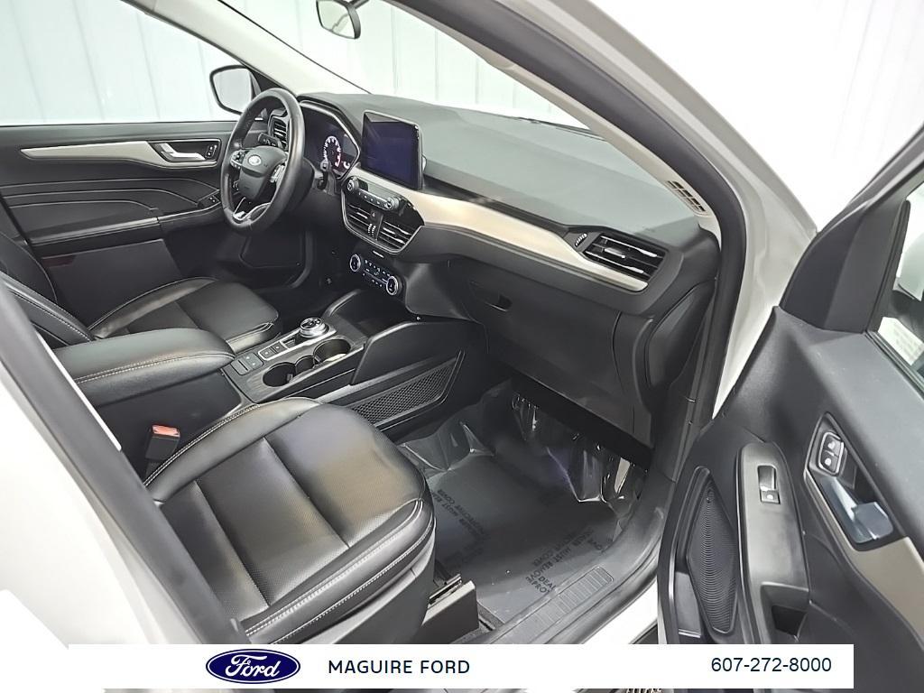 used 2022 Ford Escape car, priced at $20,999