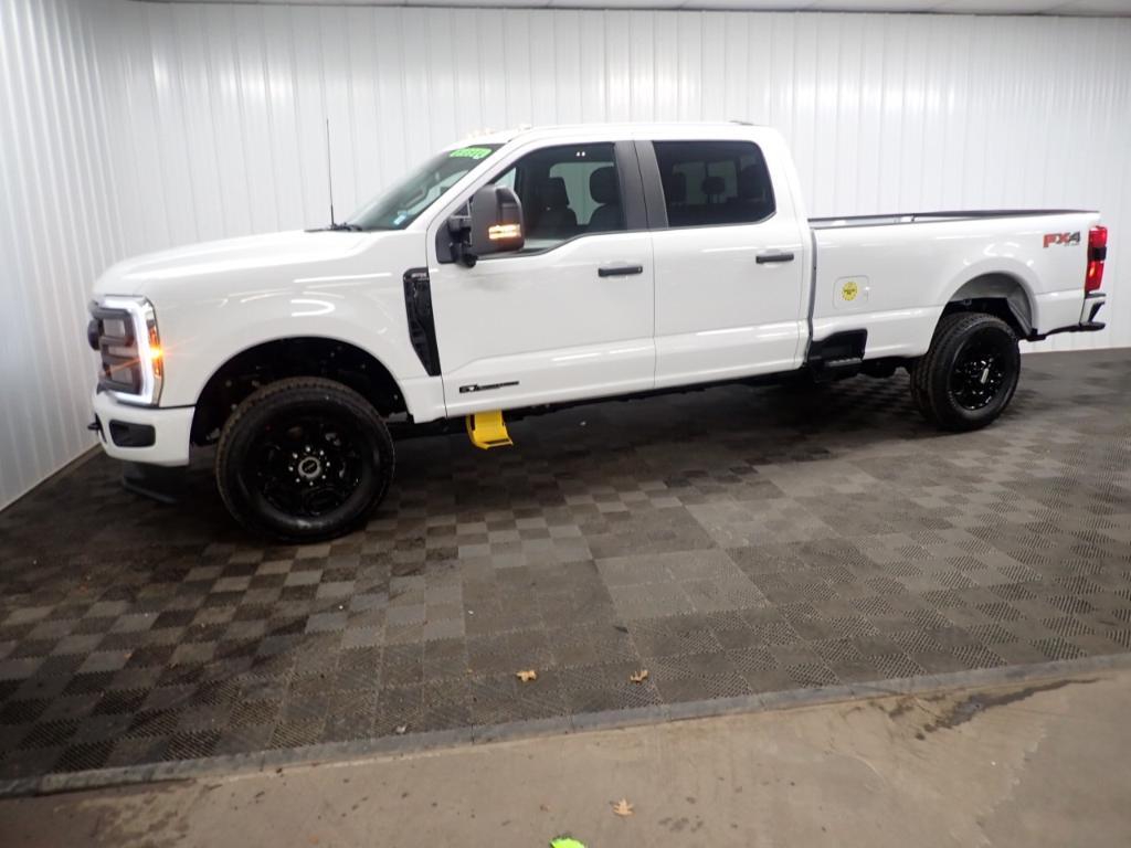 new 2024 Ford F-250 car, priced at $64,999