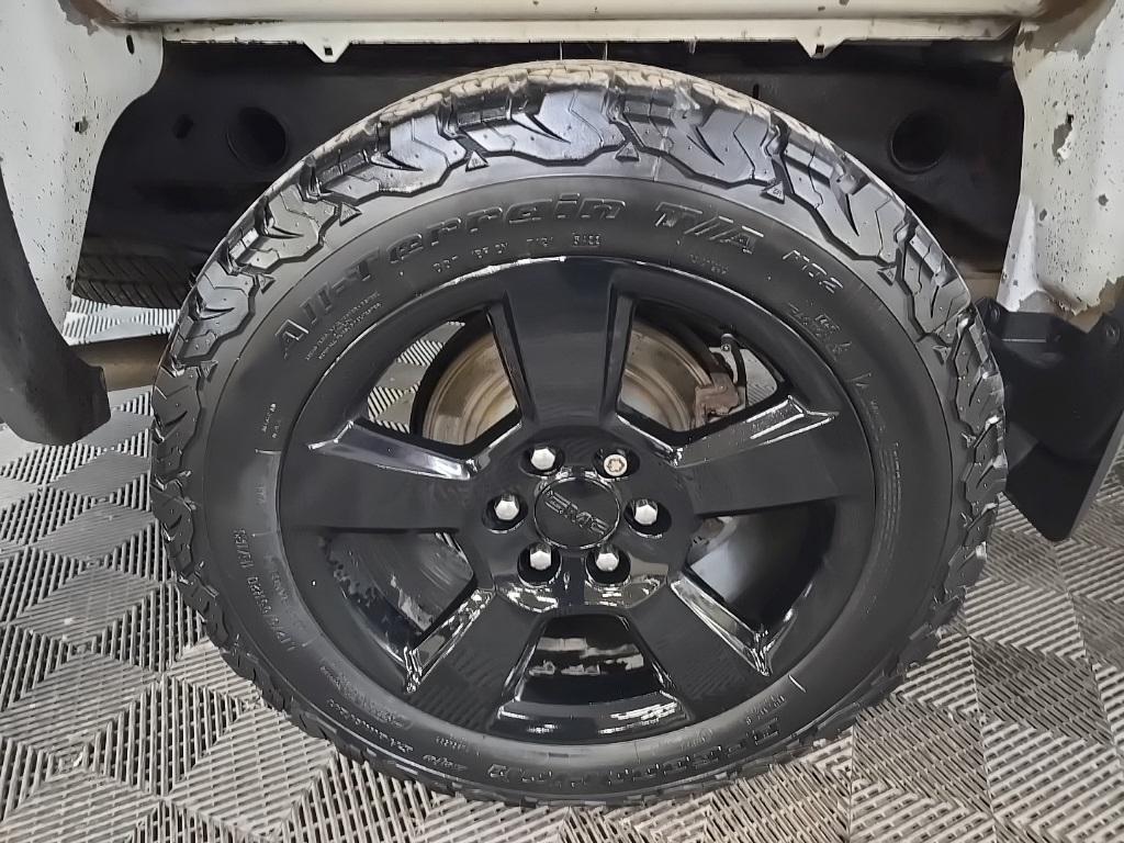 used 2018 GMC Sierra 1500 car, priced at $21,999