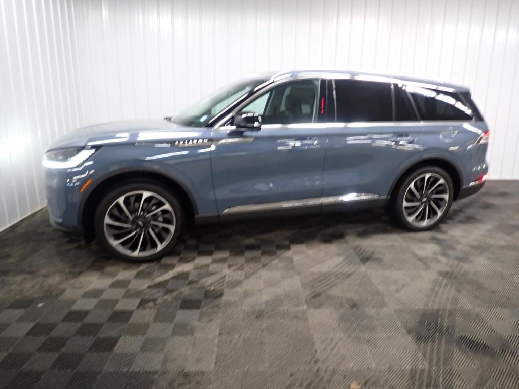 new 2025 Lincoln Aviator car, priced at $72,999