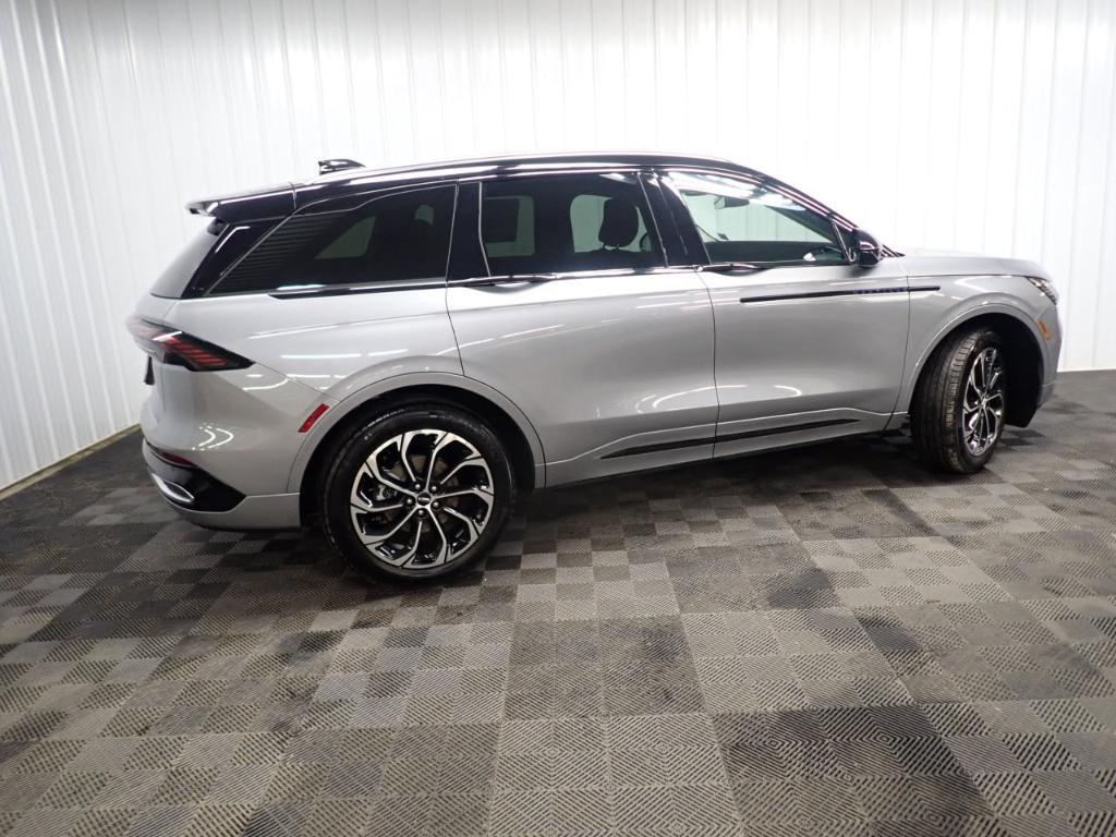 new 2025 Lincoln Nautilus car, priced at $61,999